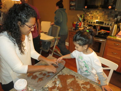 Auntie Sacha teaches Penny how to make cookies