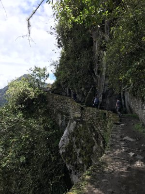 Hiking to Inca Bridge