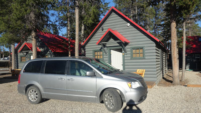 DSC07339 Cabin West Yellowstone RX100 III.jpg