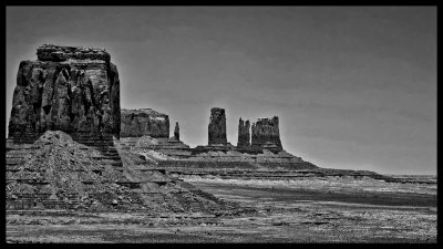 Monument Valley DSC08007 raw_dphdr.jpg