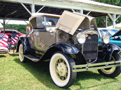 6-20-04 car show dsc09181 ( (cars).jpg