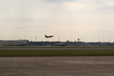 F-16 practicing touch and go landings