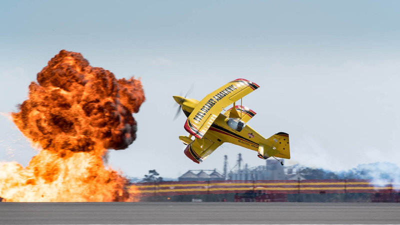 Aerobatics & Pyrotechnics