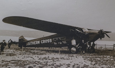 Historic planes that used Gander 1