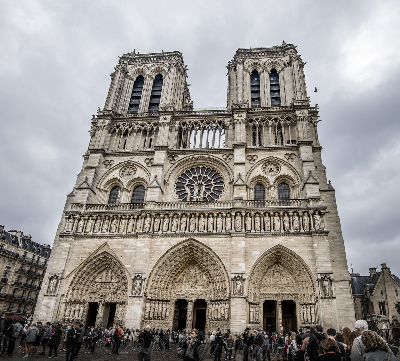 Notre-Dame cloudy day
