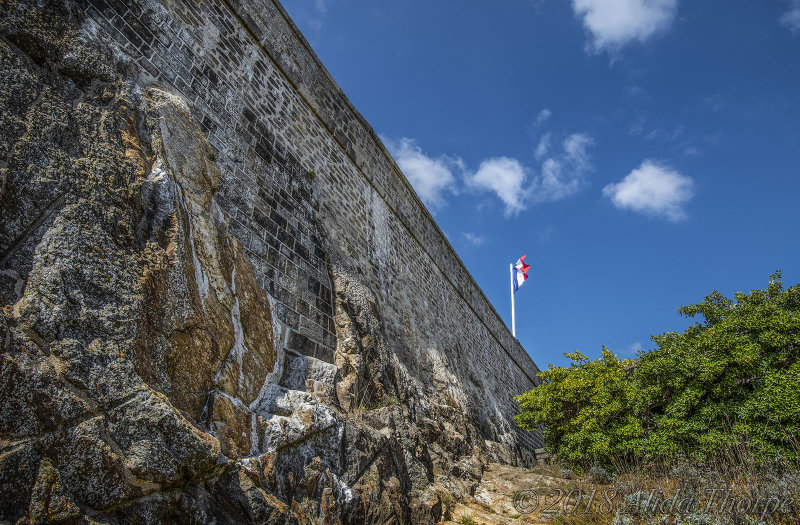 Fort Wall in Rocks