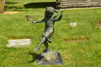 Gravestone at Sunnyside Cemetery