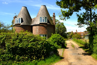 Mill  Oast  by  Witherenden  Farm .