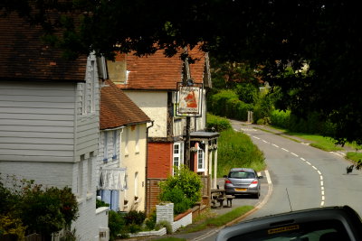 Dobbin's  Inn  , a  roadside  pub.