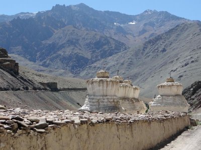 Stupas and a mani wall