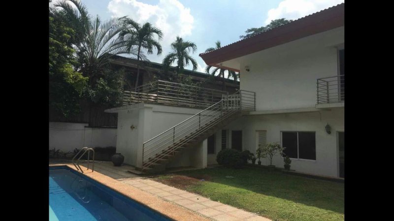 House for Sale in Ayala Alabang