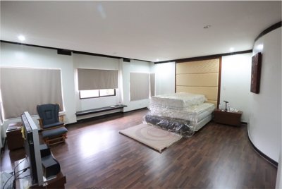 ANVAYA23 - masters bedroom.jpg