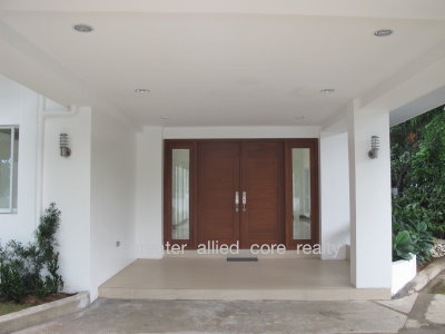 Urdaneta House for Sale