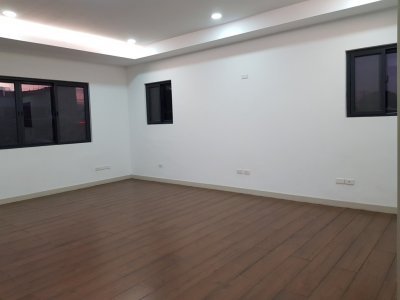 MASTER BEDROOM a.jpg