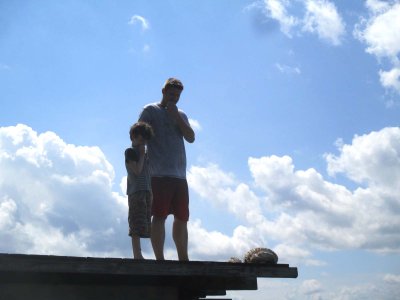 08 Sid and Dylan on the roof 02.jpg