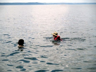 14 Kate and Lori 01.jpg
