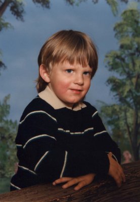 04 Dylan - 8  May 1990.jpg