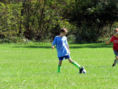 10 Sid playing soccer 01.jpg