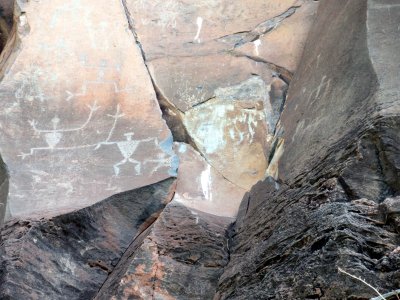 087 Olowalu Petroglyphs 03.jpg