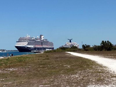 29 Fort Zachary Cruise Pier.jpg