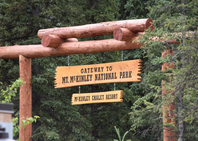 Gateway sign 5x7 COL_0008.JPG
