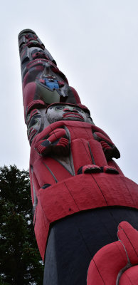 Haines Sheldon Museum Pole COL_0533.JPG