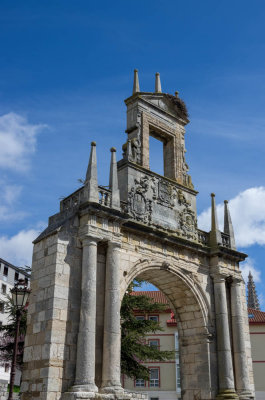  Arco de Fernán González