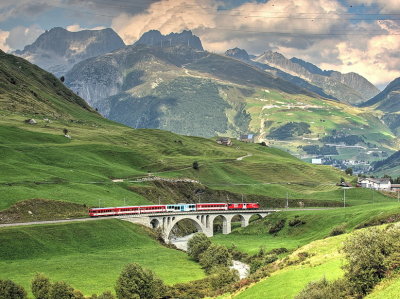 Local Matterhorn-Gotthard-Bahn train on Richleren bridge