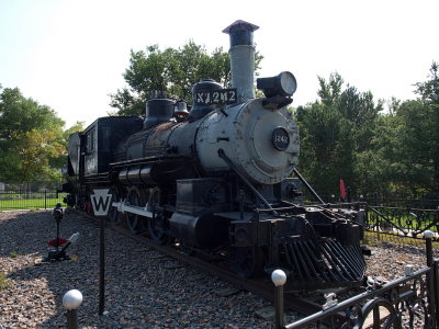 Engine 1242