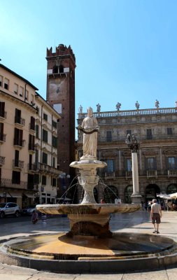 PIAZZA DELLA ERBE