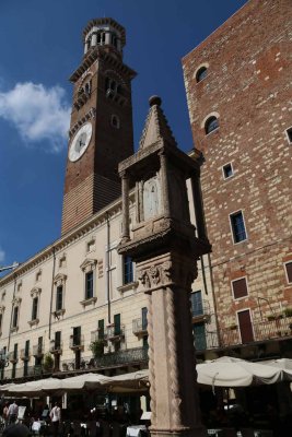 PIAZZA DELLA ERBE