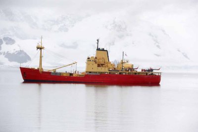 CHILEAN ICE BREAKER