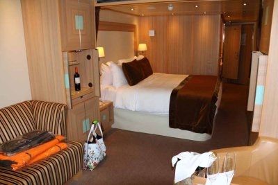 SPACIOUS COMFORTABLE CABINS