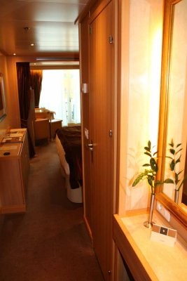 SPACIOUS COMFORTABLE CABINS