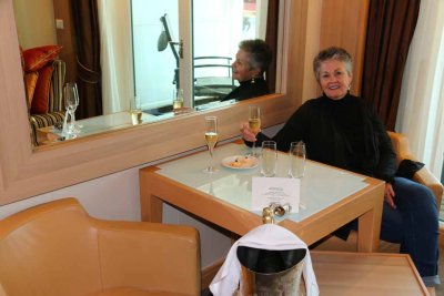 SPACIOUS COMFORTABLE CABINS