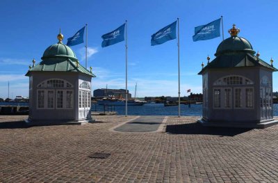 WAITING ROOMS FOR ROYAL YACHT