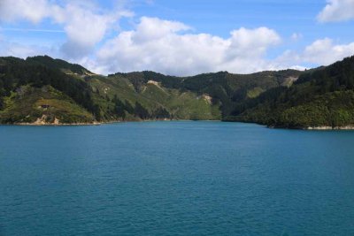 CROSSING THE COOK STRAIT