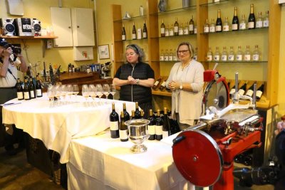 HANS HERZOG VINEYARDS