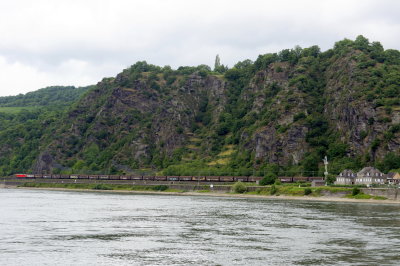 Crusing the Rhine - Loreley