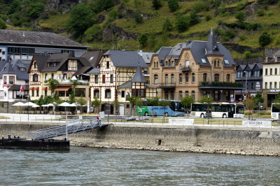 Crusing the Rhine