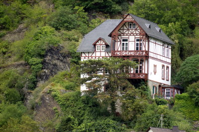 Crusing the Rhine