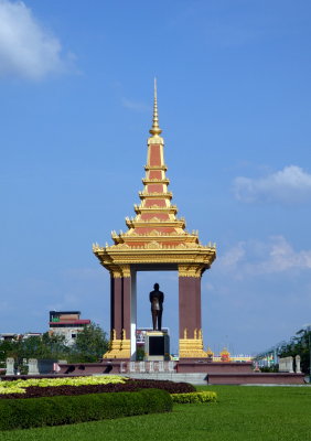 Phnom Penh - Statue of King Father Norodom Sihanouk