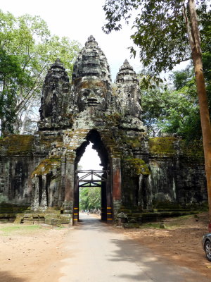 Bayon Temple - South Gate