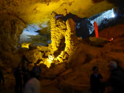 Ha Long Bay - Sung Sot Cave