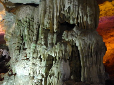 Ha Long Bay - Sung Sot Cave