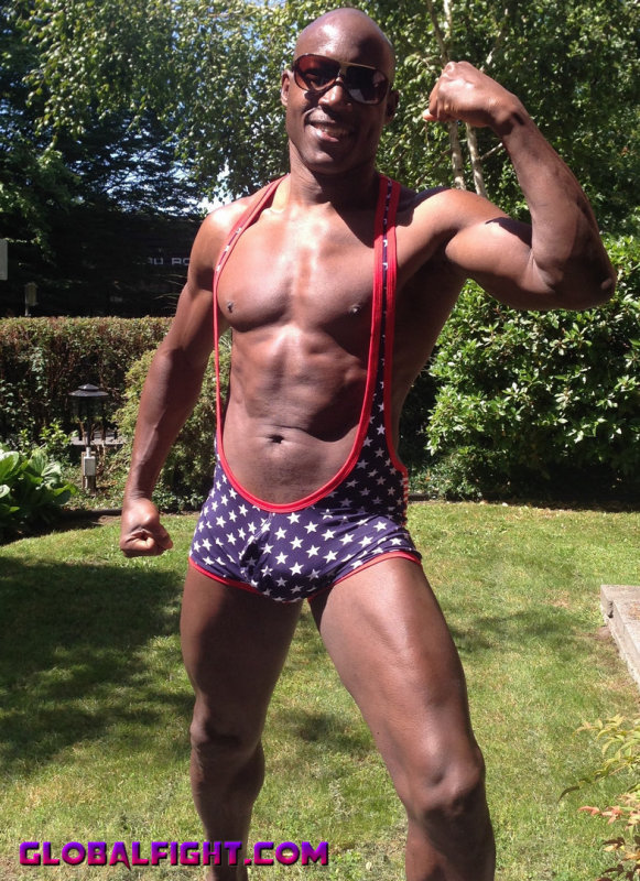 black muscleguys personals.jpg