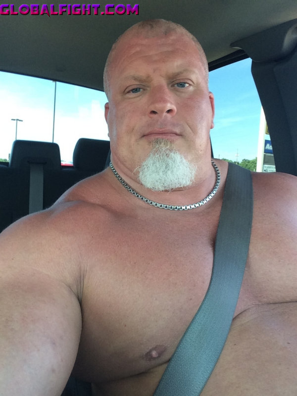 gray goatee muscledaddy.jpg