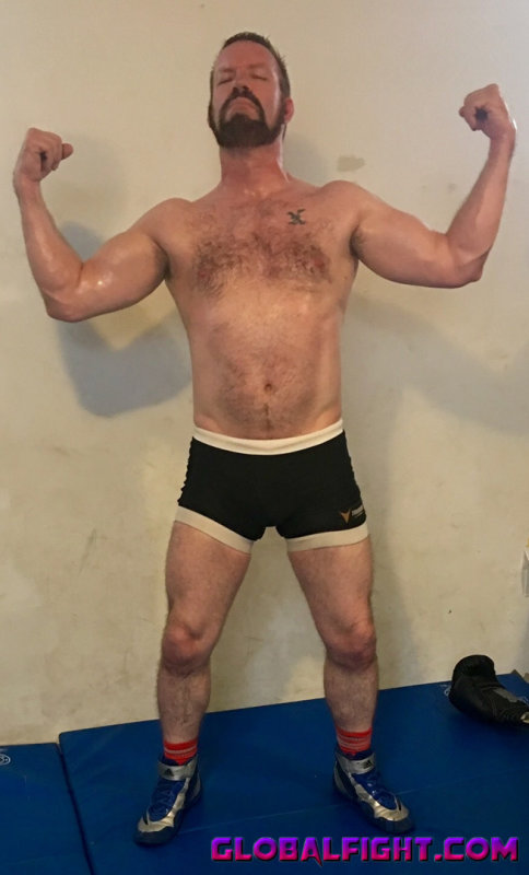 gym flexing pictures.jpg