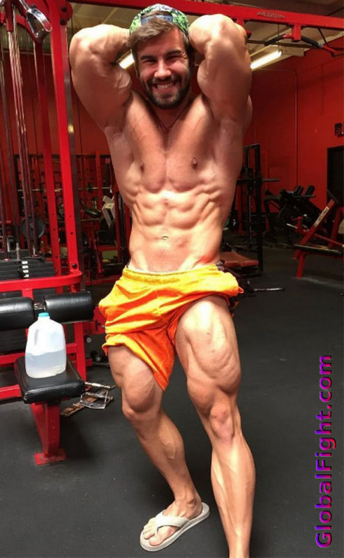 gym jock flexing abs.jpg
