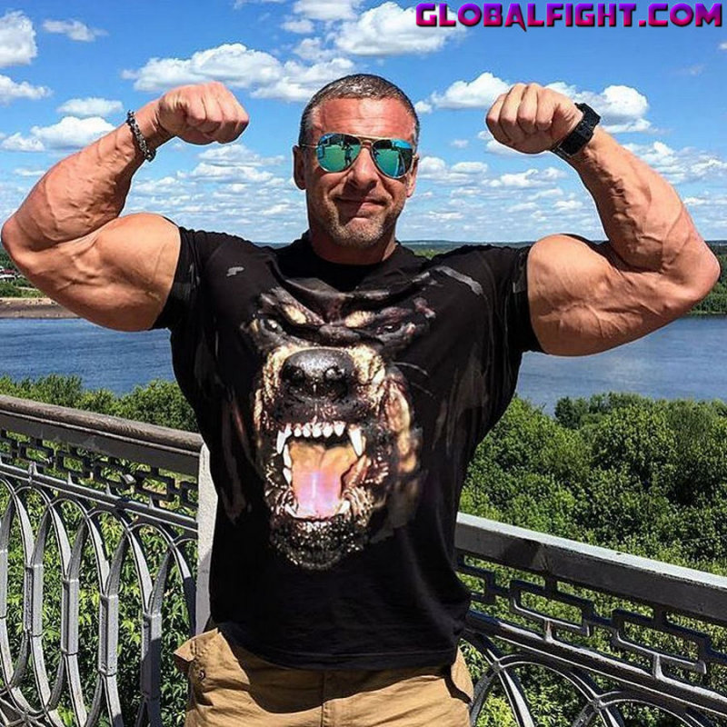 handsome man flexing.jpg